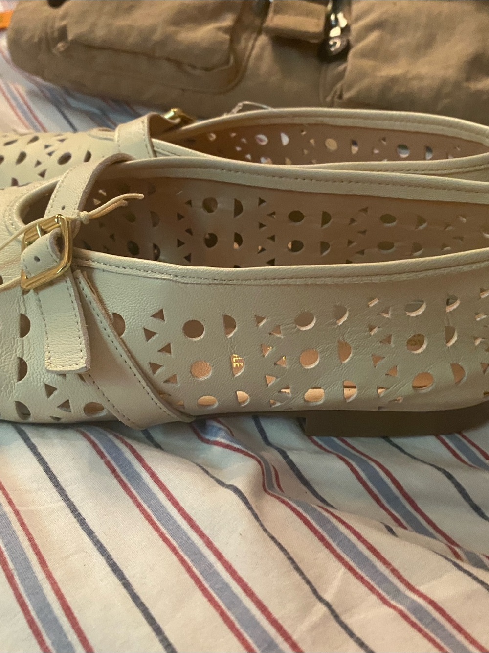 Riccardo Boccia NWT Size 9 Cream Leather Cutout Mary Jane Flats Made in Italy - Picture 8 of 15